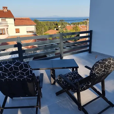 House Palac Premantura Exterior photo