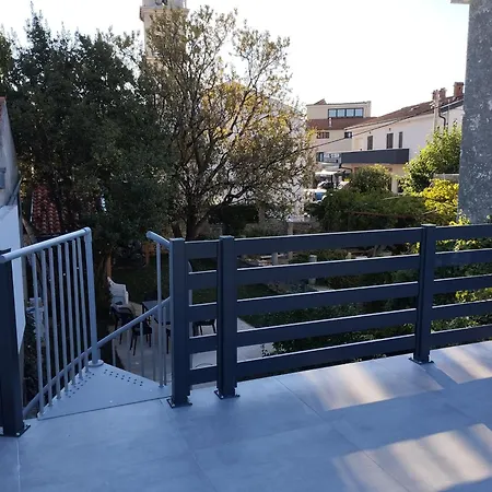 House Palac Premantura Exterior photo