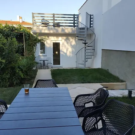 House Palac Premantura Exterior photo